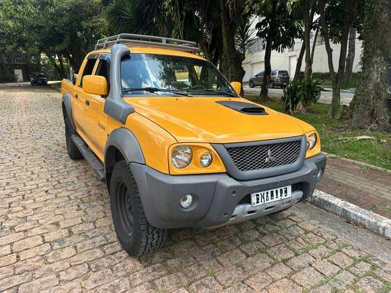 MITSUBISHI L200 2.5 GL 4X4 CD 8V TURBO DIESEL 4P MANUAL MITSUBISHI L200 2.5 GL 4X4 CD 8V TURBO DIESEL 4P MANUAL